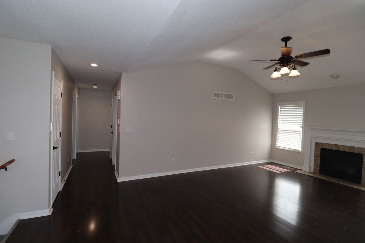 2711 Sage Ct - Photo 7 of 34