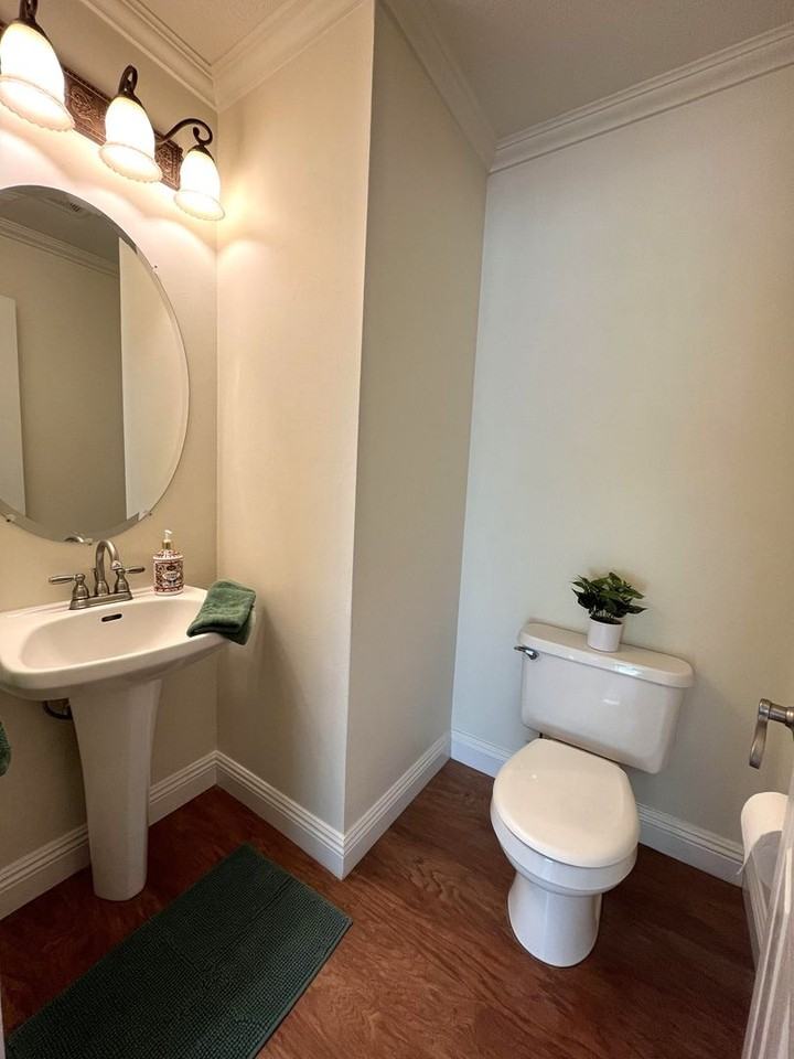 1936 Hillock Ct - Photo 6 of 17