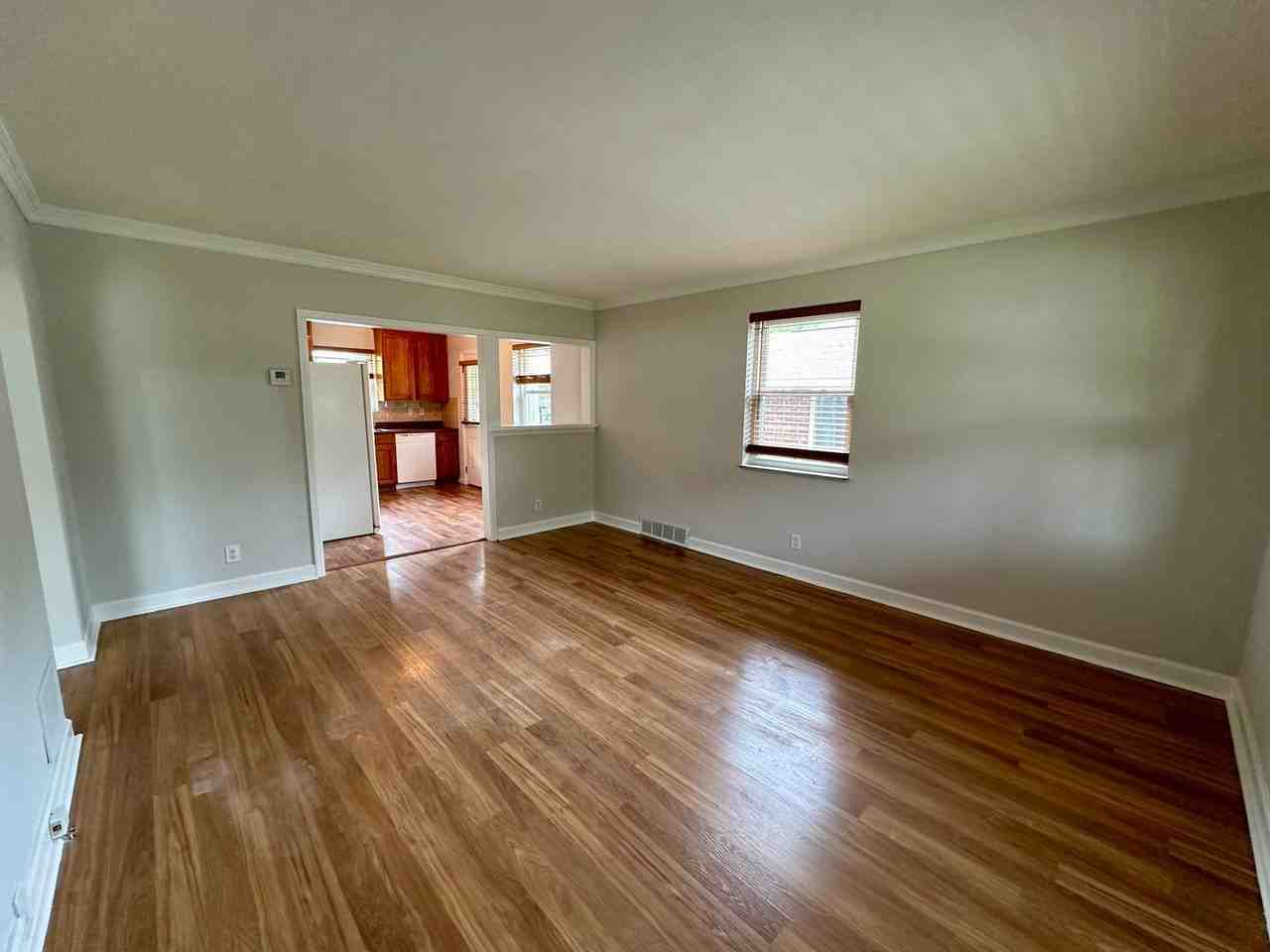 227 Bernard Ave - Photo 3 of 24