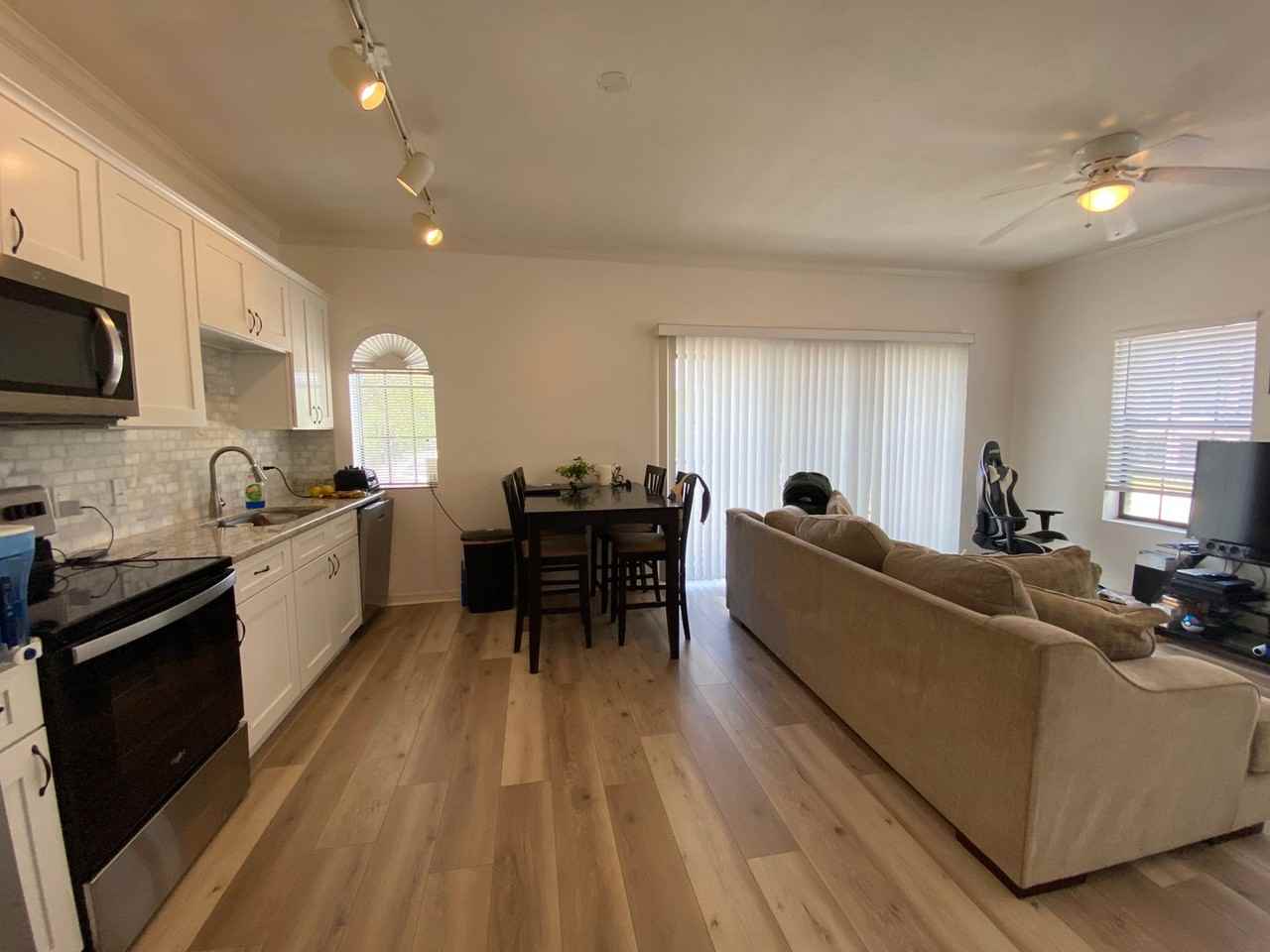 20 Sw 6th St #203 - Photo 5 of 16