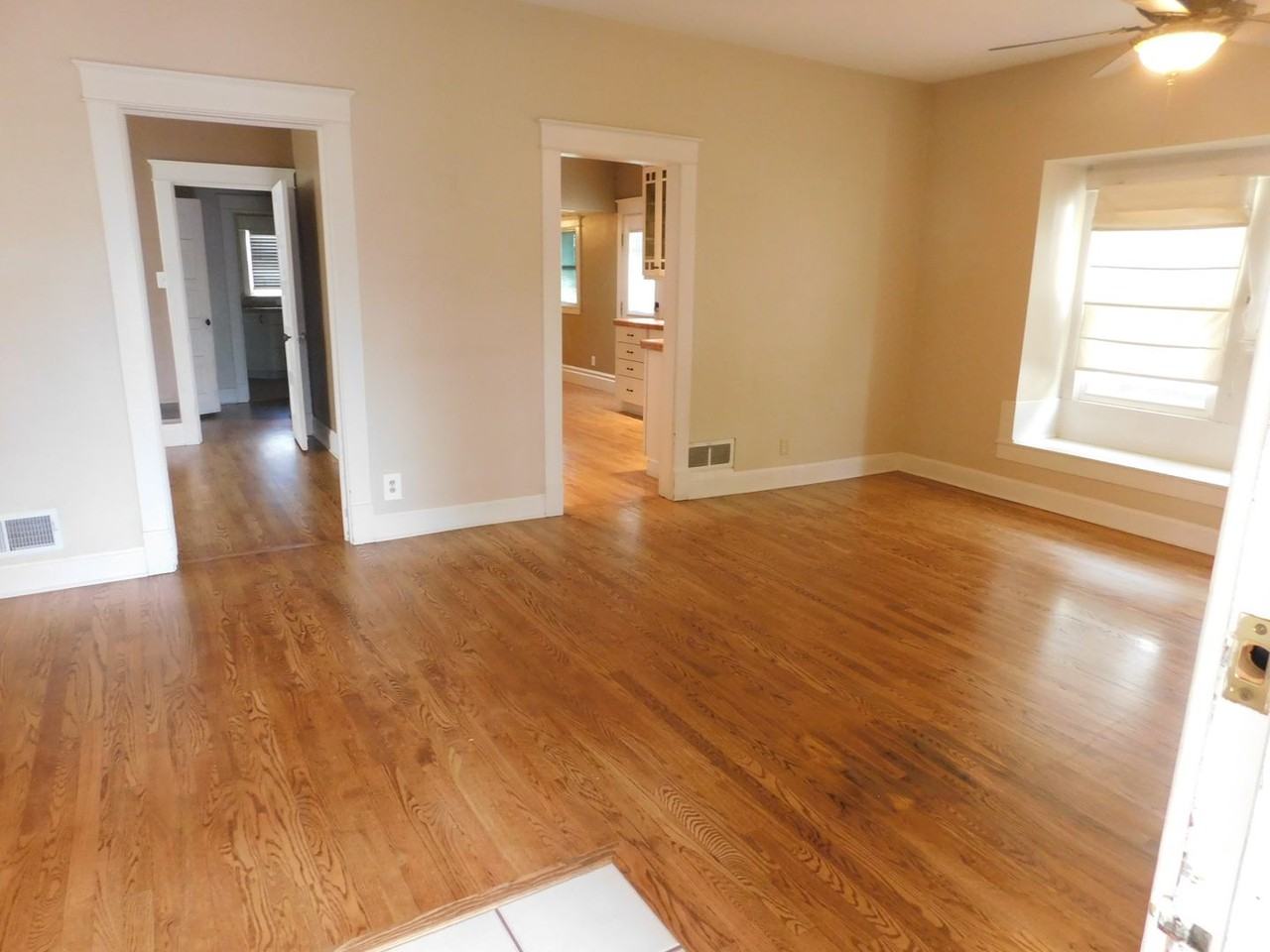 930 Ouray Ave - Photo 5 of 24