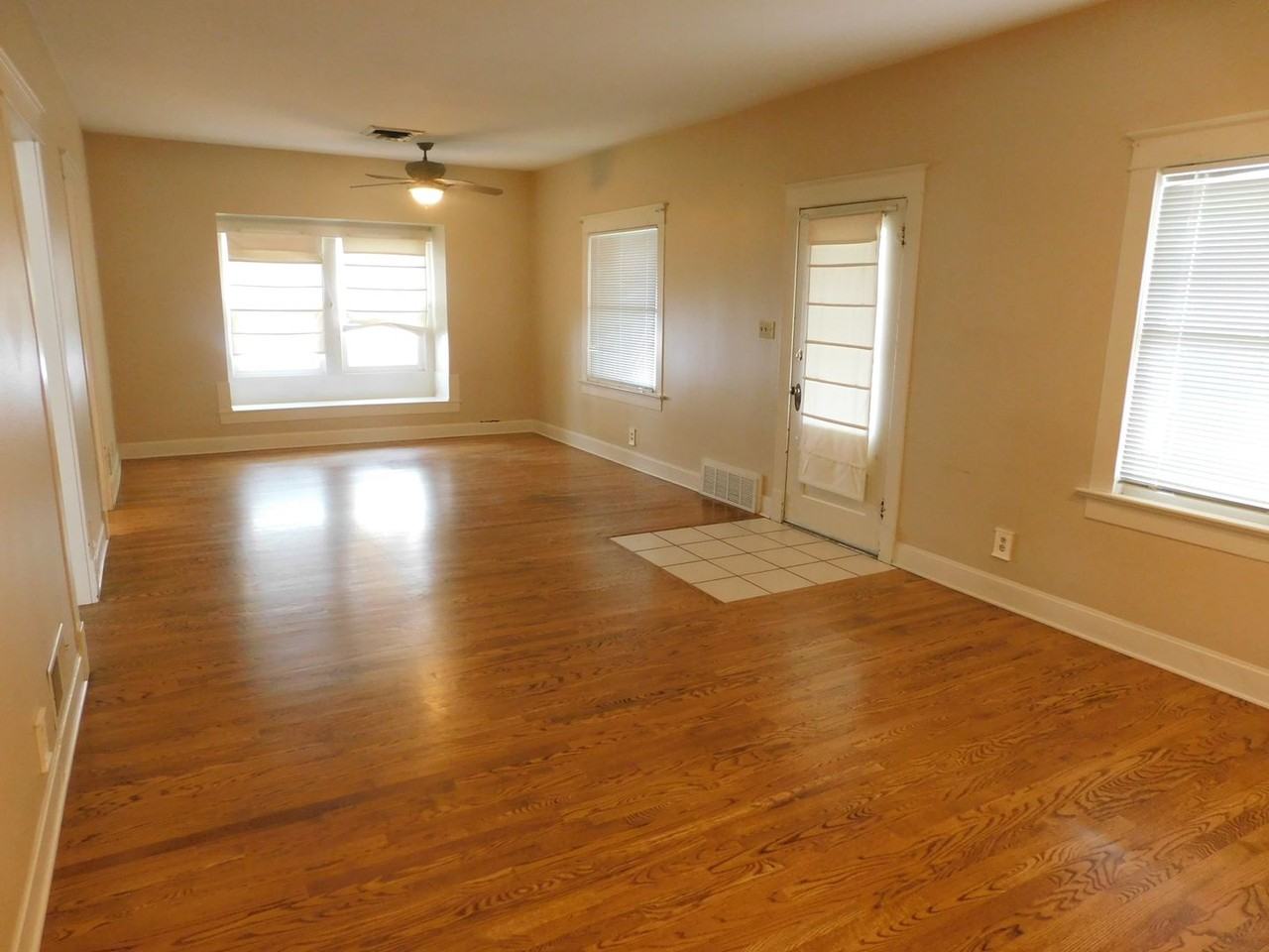 930 Ouray Ave - Photo 7 of 24