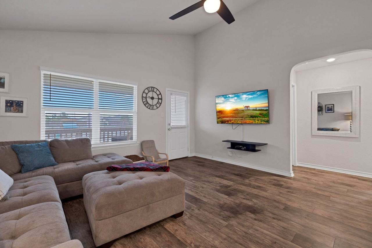 14722 Goldfinch Way - Photo 5 of 26