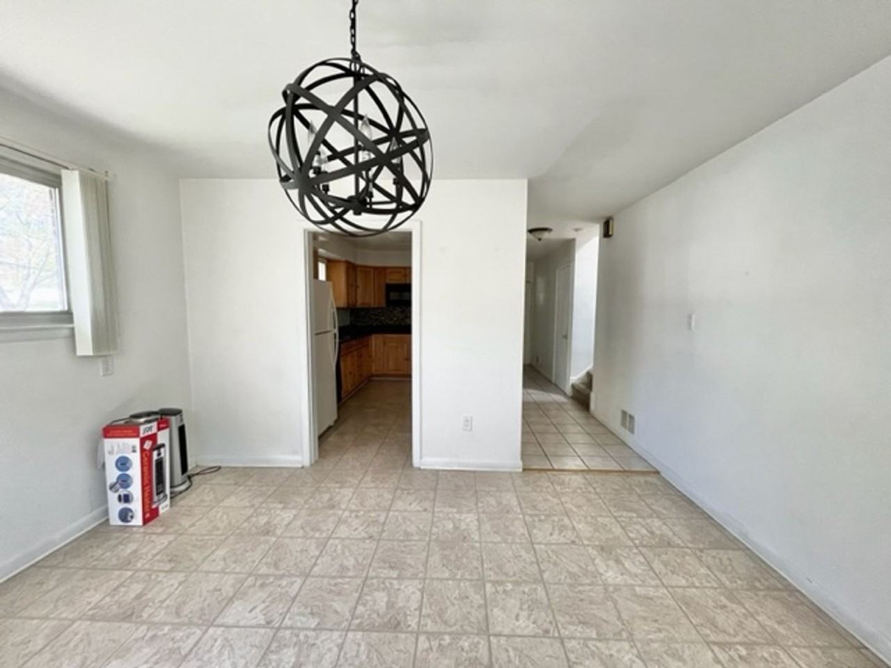 912 Hoyt St - Photo 7 of 45