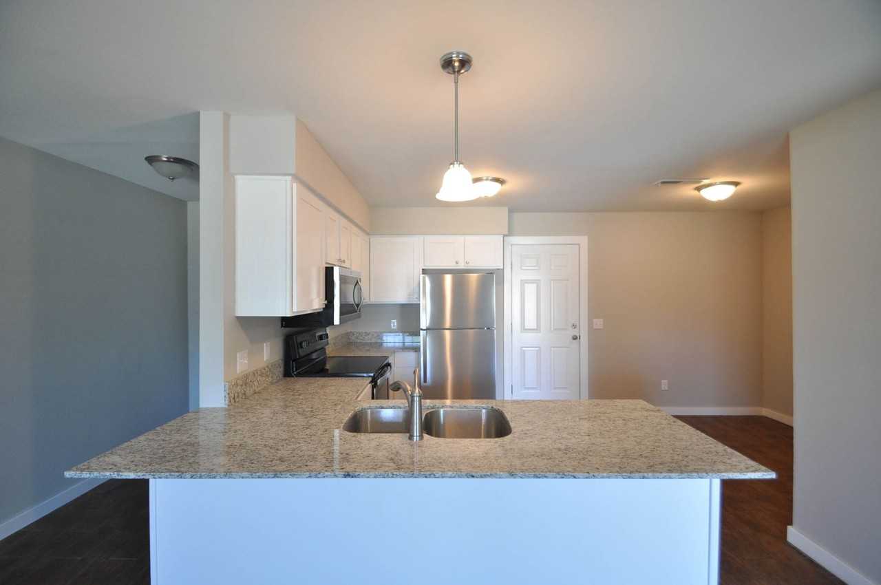 3048/3050 Mica - Photo 4 of 27