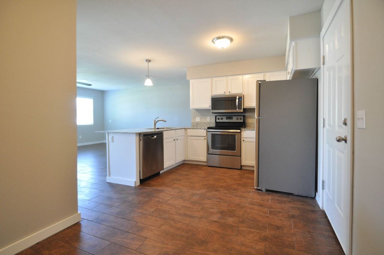 3048/3050 Mica - Photo 6 of 27