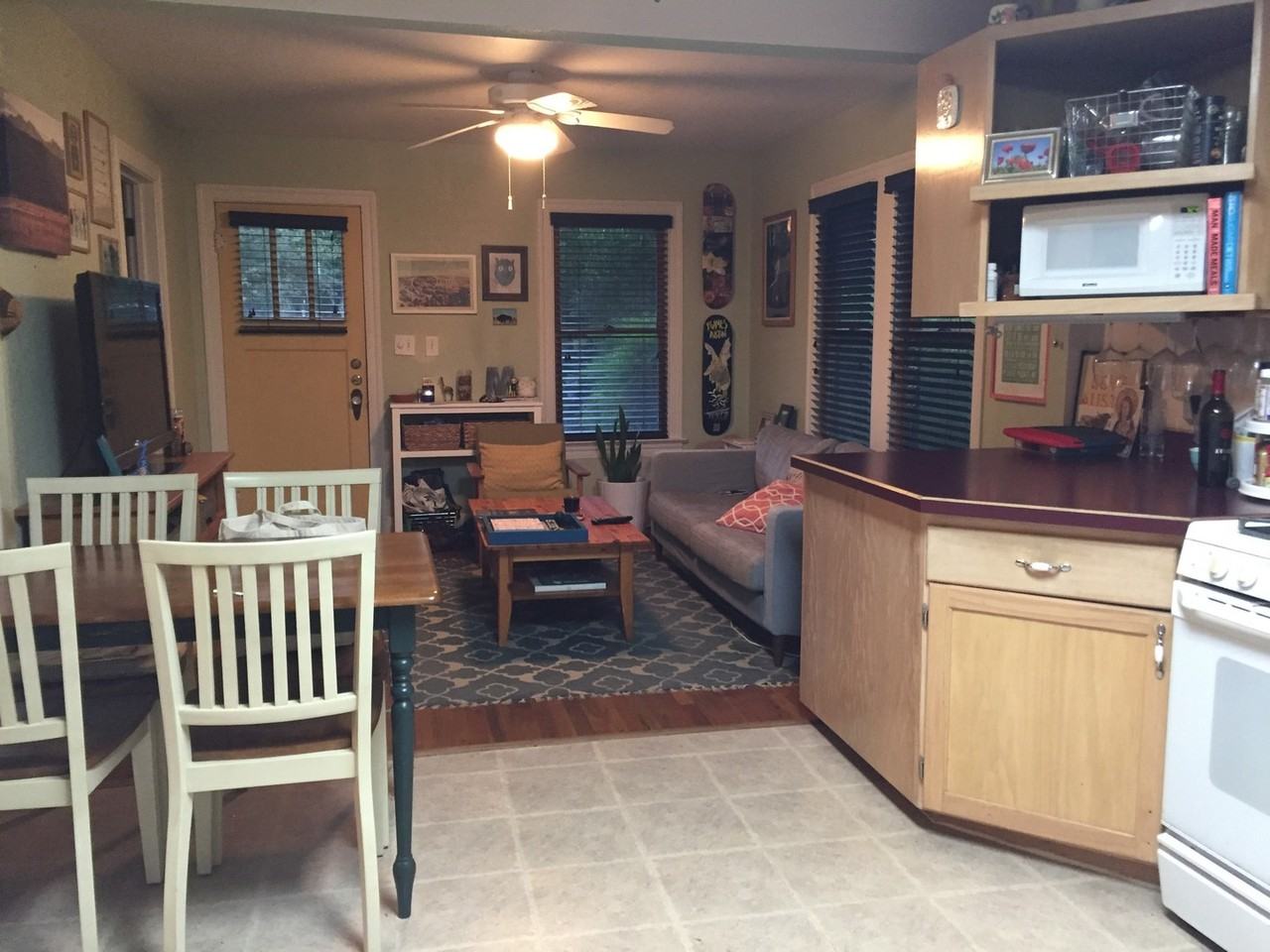 4709 Avenue H - Photo 5 of 17