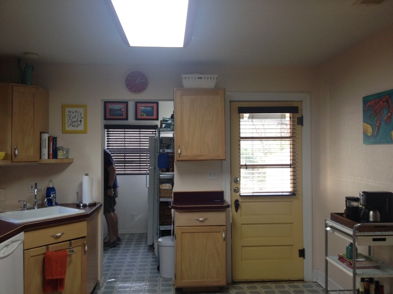 4709 Avenue H - Photo 6 of 17