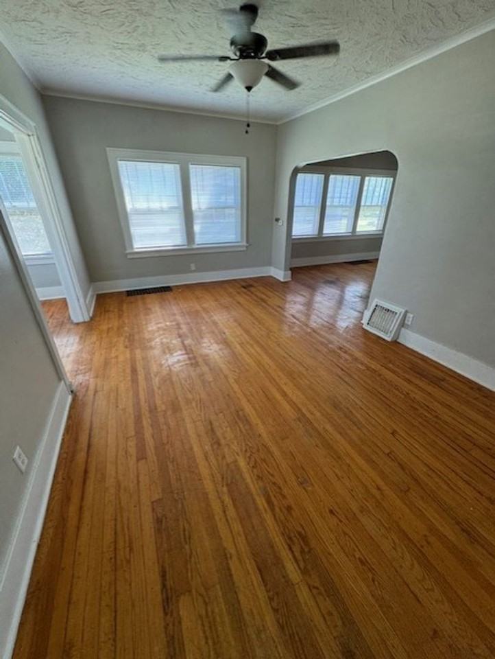 556 20th Ave - Photo 2 of 10