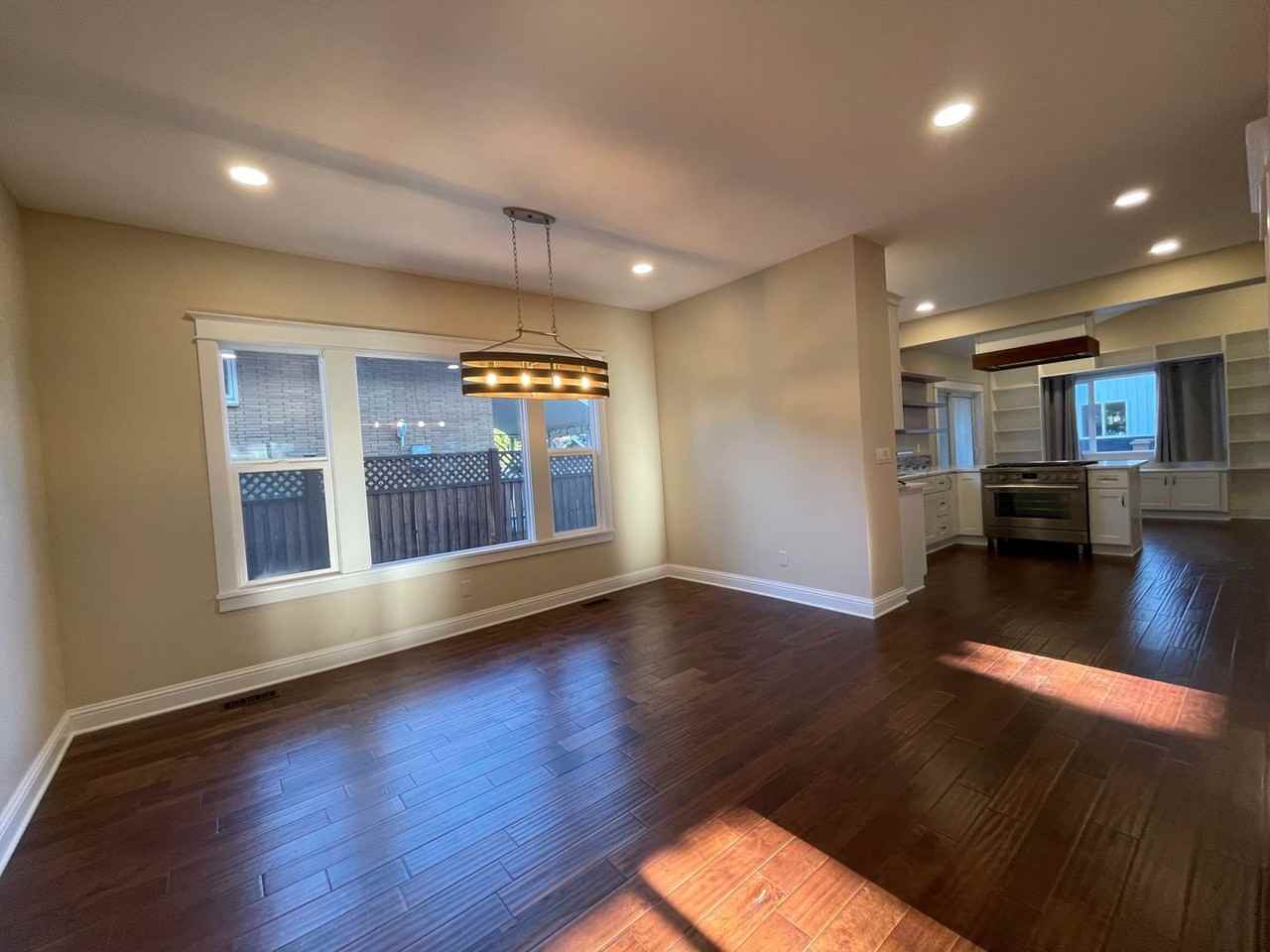 436 E 27th Ave - Photo 2 of 30