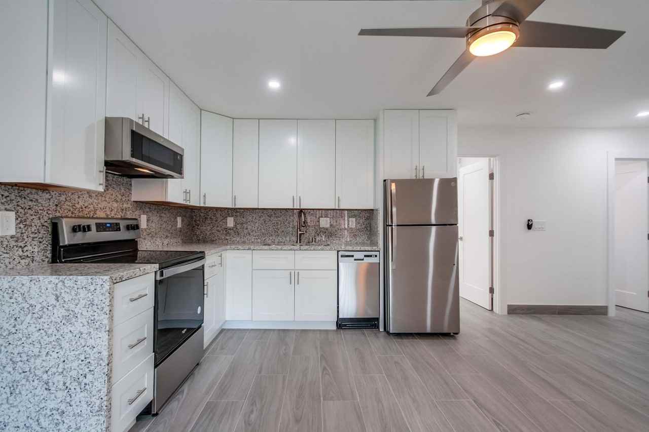 1234 Calle Jules #14 - Photo 3 of 20