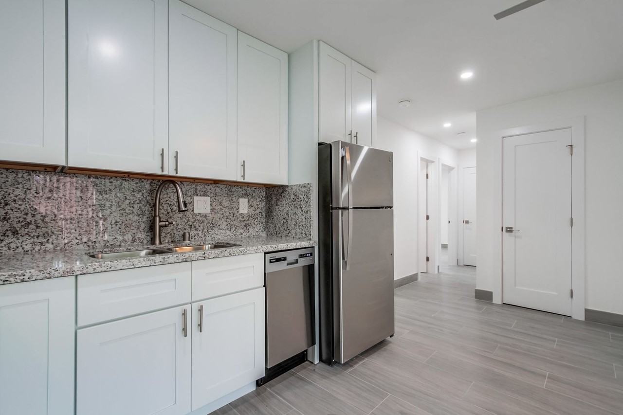 1234 Calle Jules #14 - Photo 4 of 20