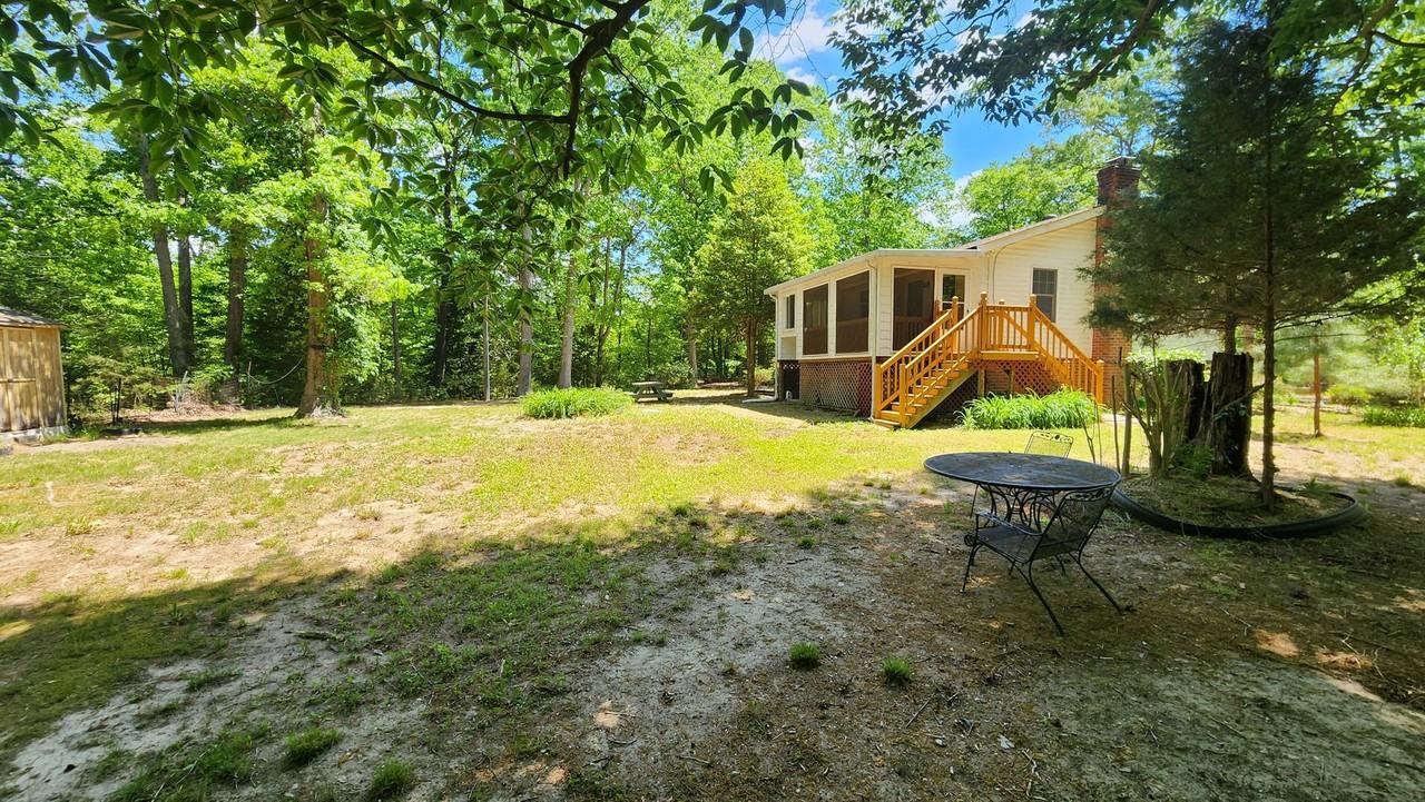 16115 King William Rd - Photo 3 of 21