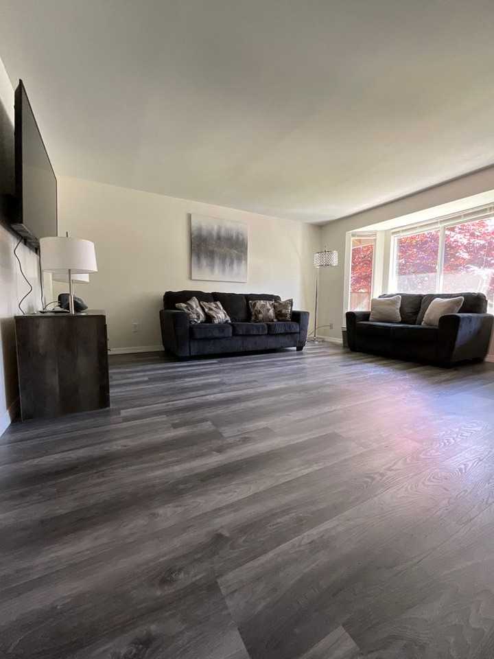 10705 62nd Ave E - Photo 3 of 19