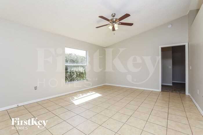 6536 Viewpoint Ct - Photo 3 of 15