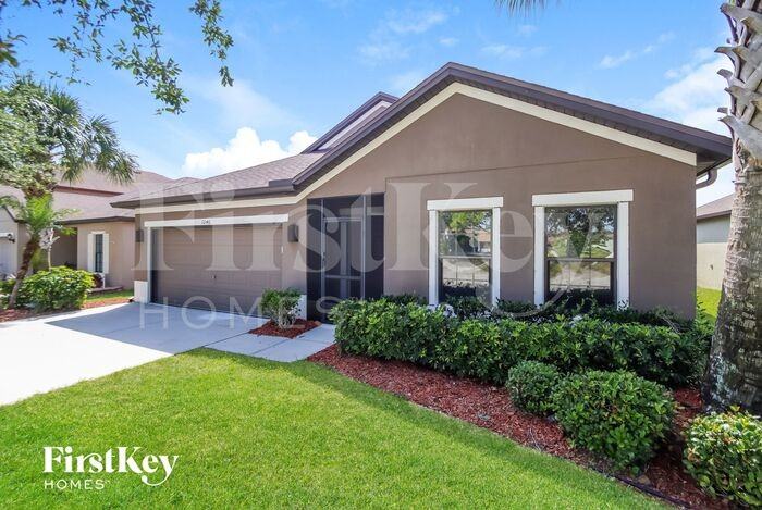1040 Cayman Dr - Photo 2 of 15