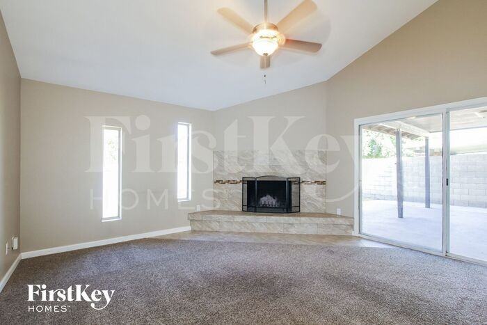 6422 W Eva St - Photo 2 of 14
