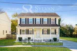 231 W 31st St - Photo 1 of 1