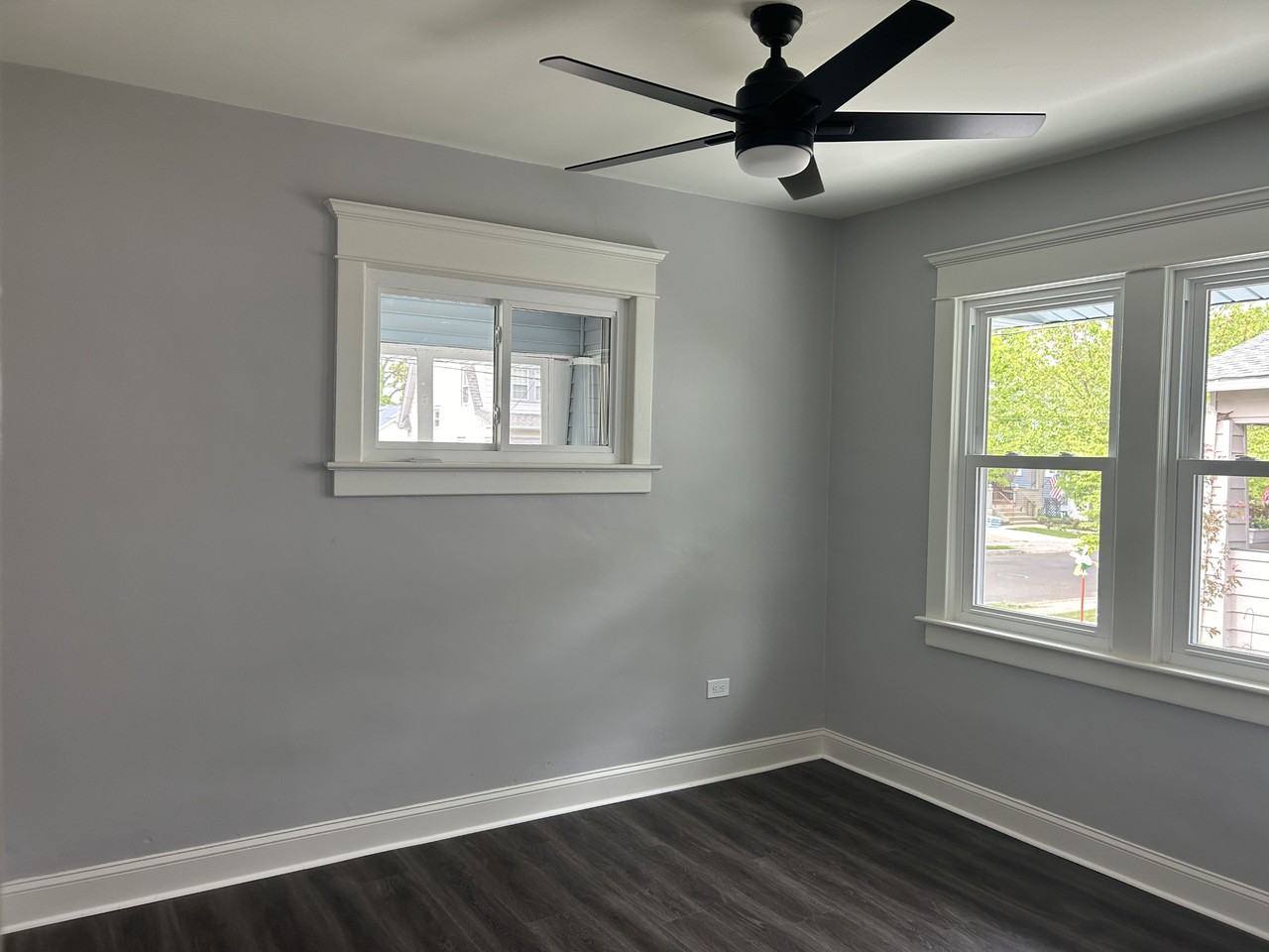 48 E Greenwood Ave #NA - Photo 3 of 18