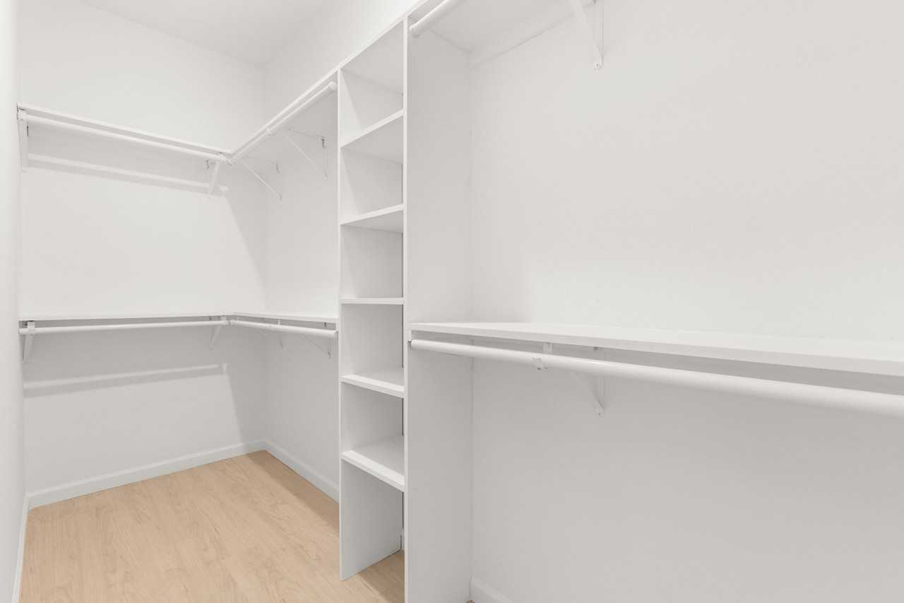 1835 Dawson St #102 - Photo 5 of 17