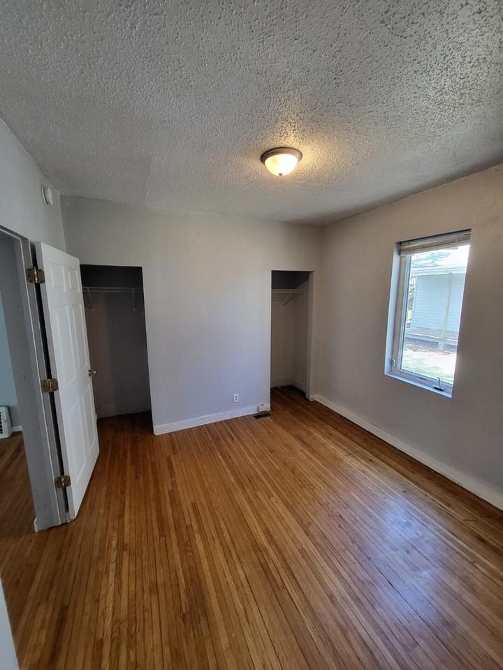 329 Belgrade Ave #1 - Photo 6 of 7