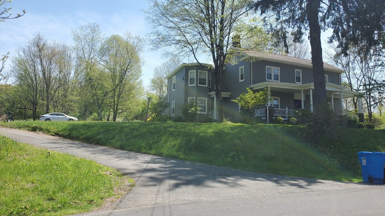 544 Mount Bethel Rd #A - Photo 2 of 39