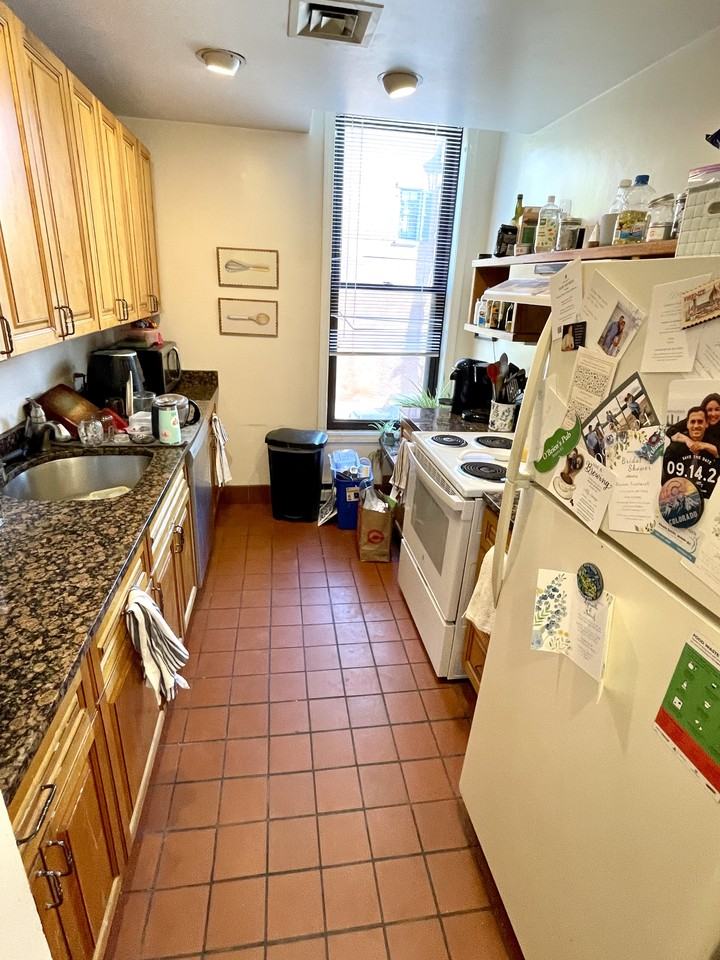 75 Dartmouth St #1A - Photo 7 of 24