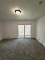 featured image of 265 Stevens St W #2