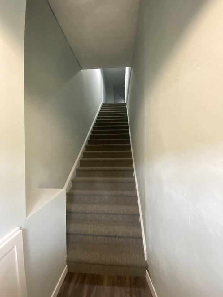 113 N Main Ave Apt A #NA - Photo 3 of 14