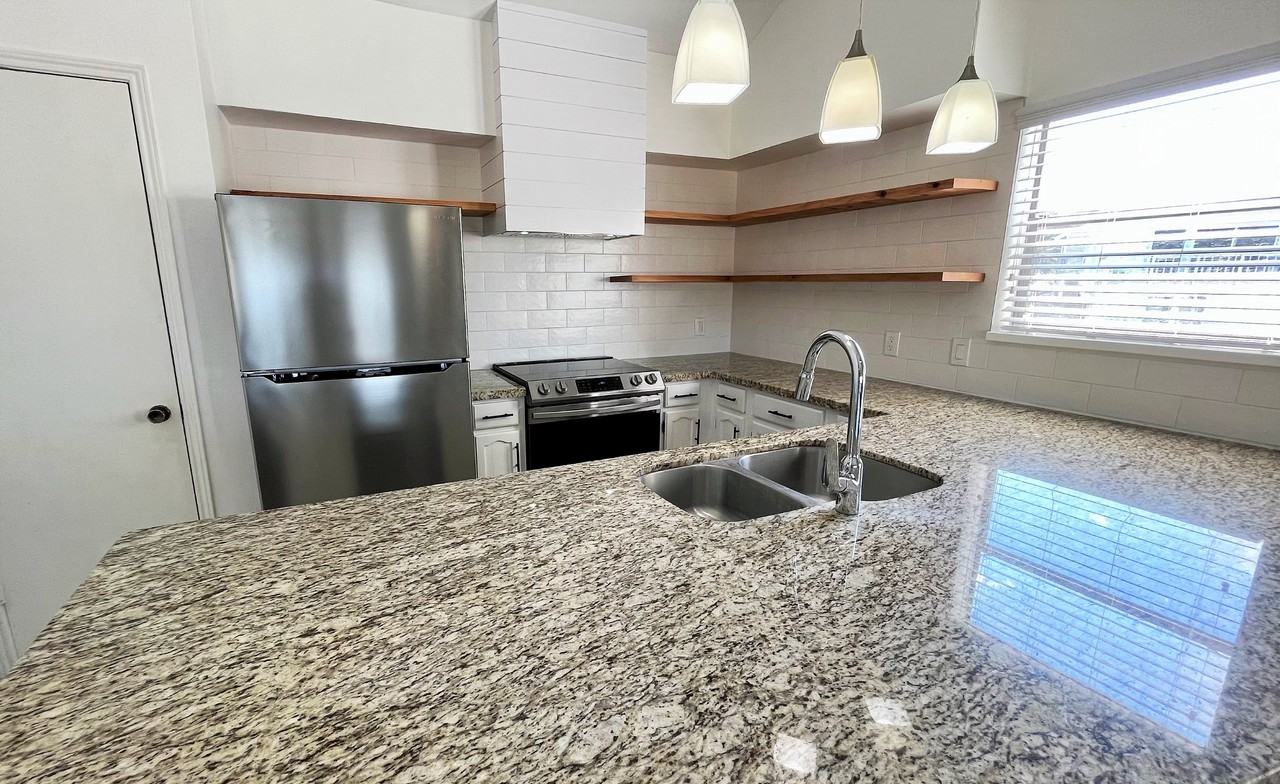 103 April Point Dr N #103 - Photo 2 of 20