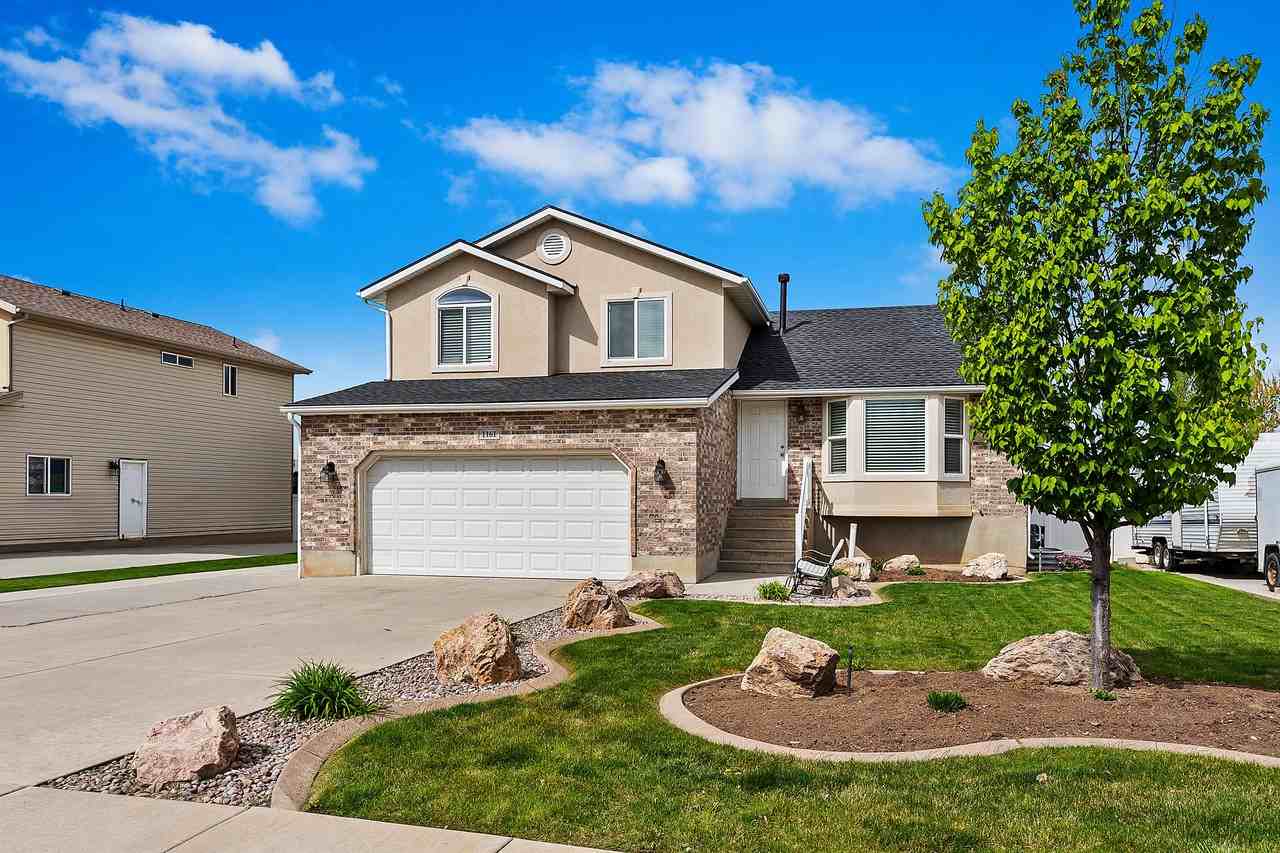 1161 N 750 W #1 - Photo 2 of 30