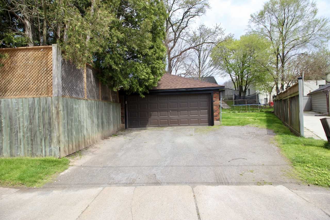 5780 Symmes St #1 - Photo 3 of 25