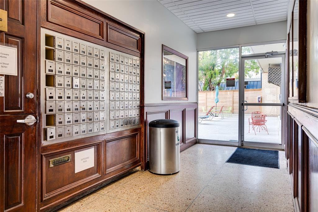 1800 Lavaca St #107 - Photo 3 of 11