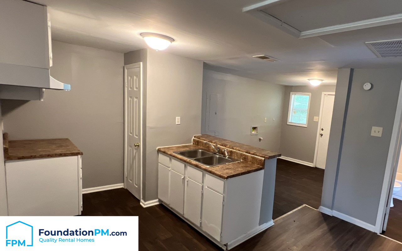 3259 Cypress Rd #1 - Photo 3 of 11