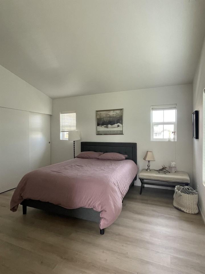 1635 Hamlet Ln #1 - Photo 3 of 35