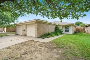 3628 Hulen Park Cir - Photo 1 of 1