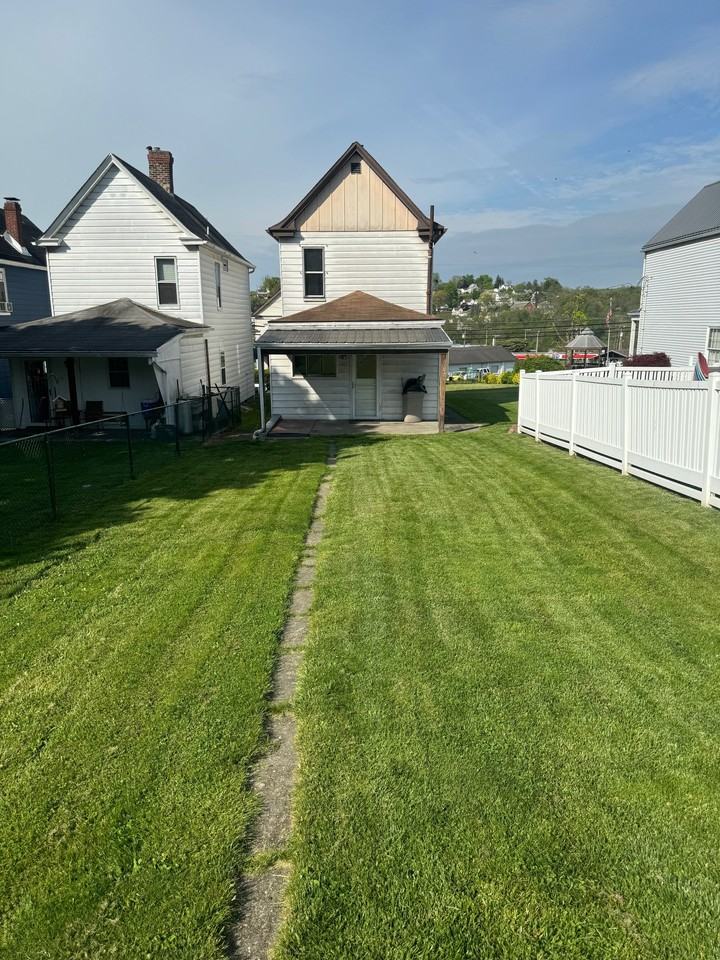 1260 Allison Ave #0 - Photo 3 of 18