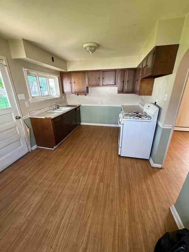 1260 Allison Ave #0 - Photo 4 of 18