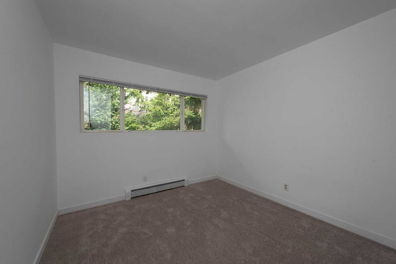 8220 169th Ave Ne #B3 - Photo 7 of 14