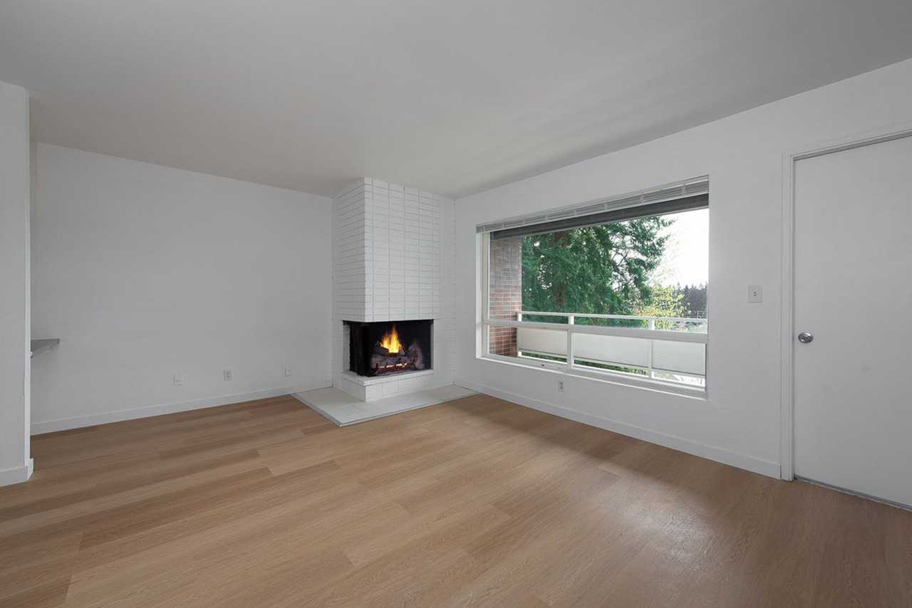 8220 169th Ave Ne #B3 - Photo 5 of 14