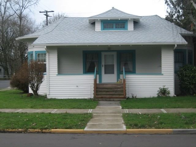 905 Church St Ne - Photo 2 of 14