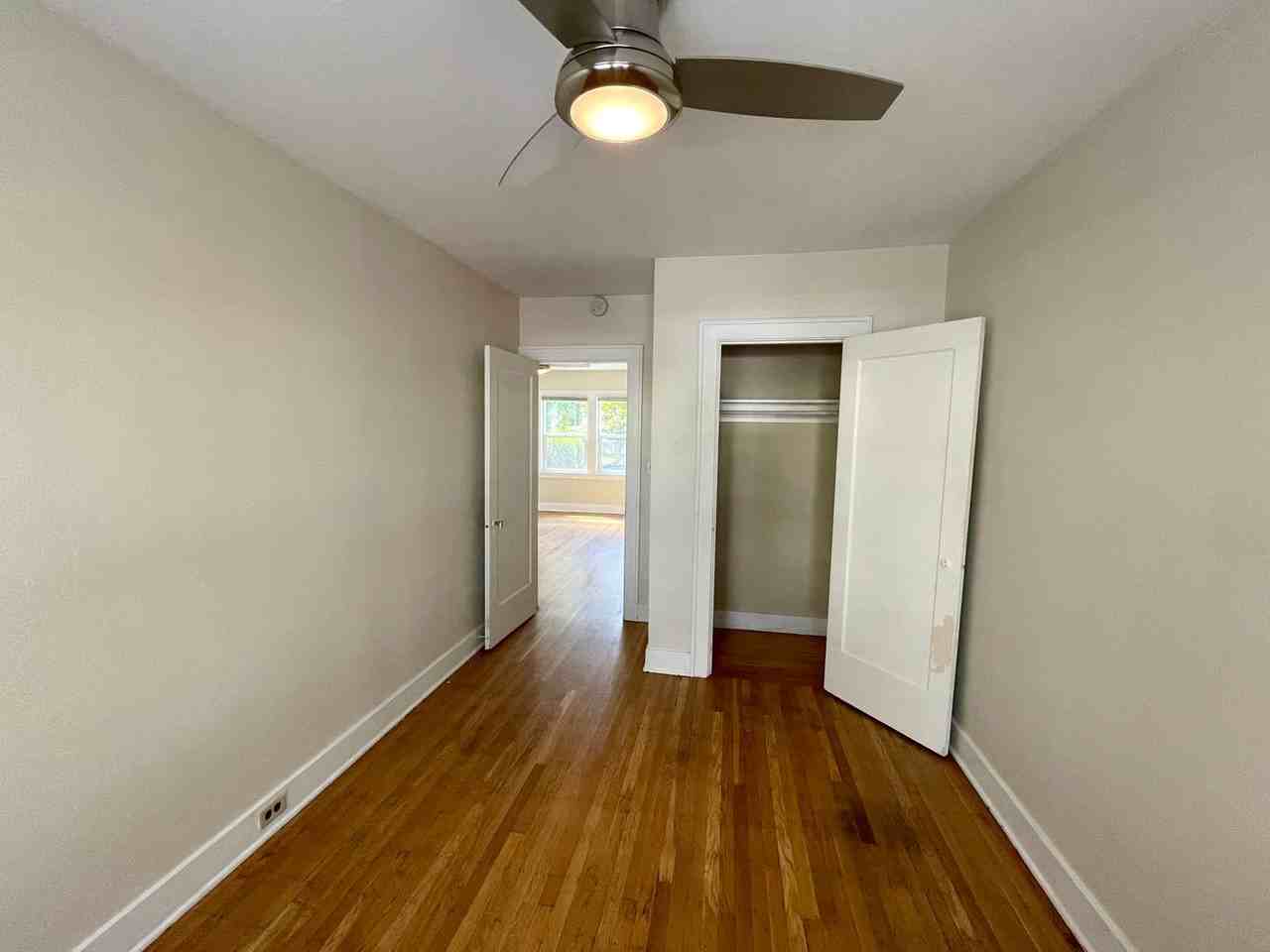 1336 Ne 28th Ave - Photo 5 of 16