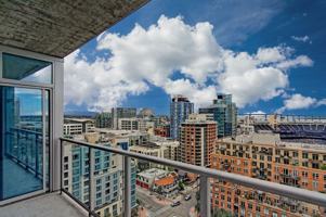 featured image of 800 The Mark Ln #1807