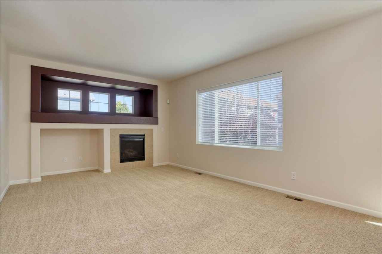 5064 S Shawnee St - Photo 5 of 31