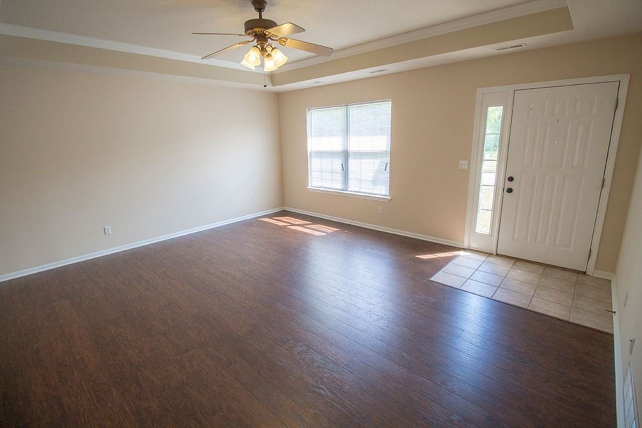 1871 Harmony St - Photo 4 of 30