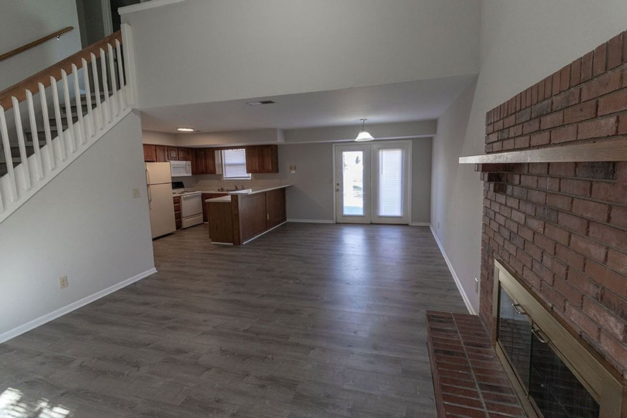 3705 Hermitage Rd - Photo 3 of 32