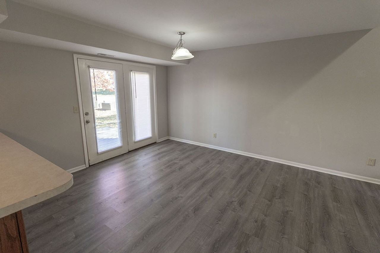 3705 Hermitage Rd - Photo 6 of 32