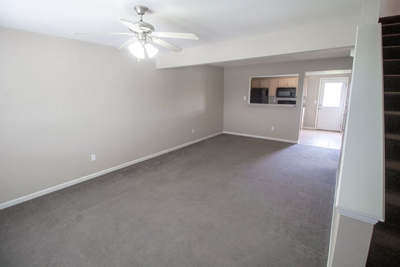 214 Arctic Wolf Ct - Photo 3 of 33