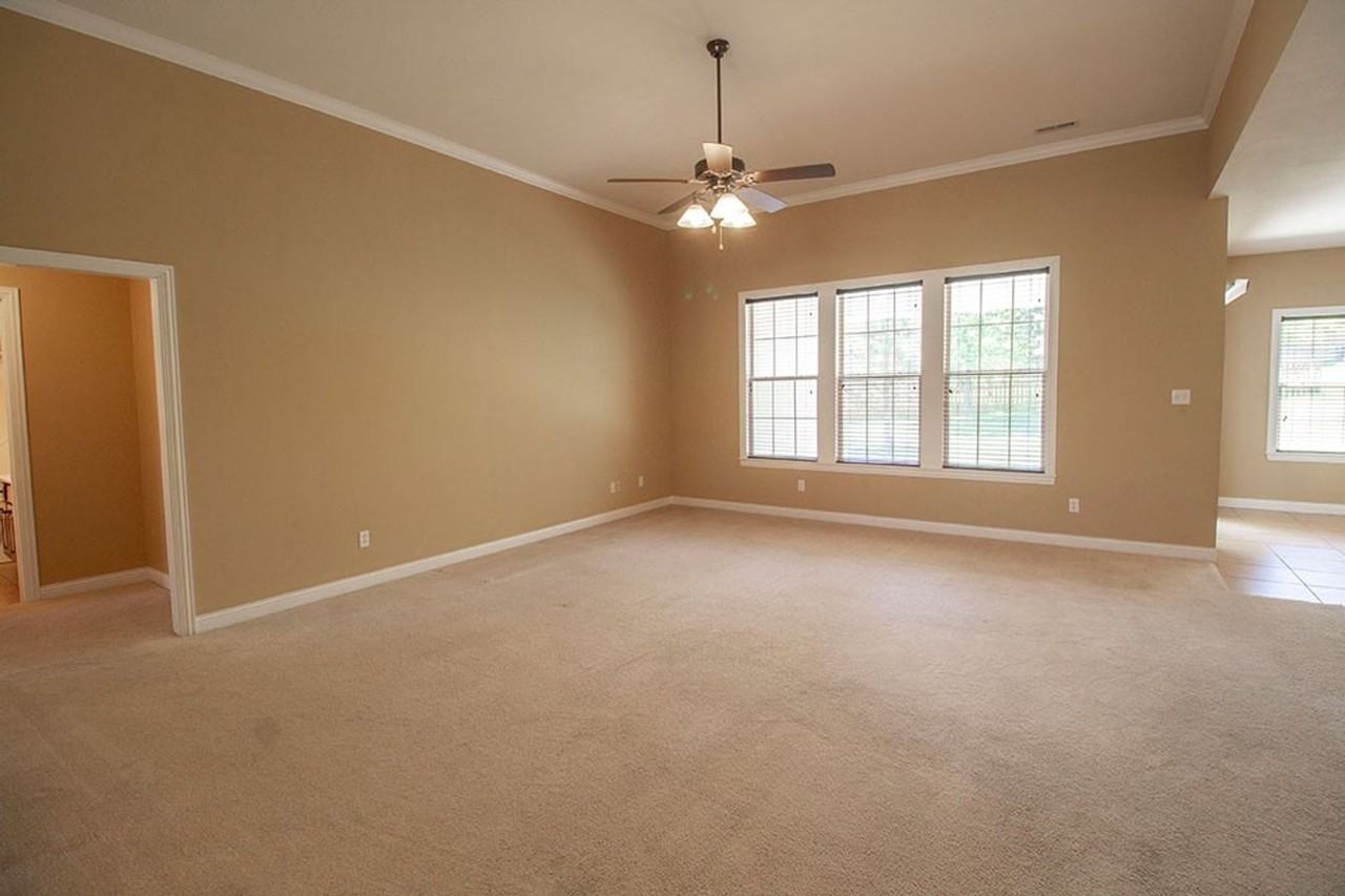 5305 Chamois Dr - Photo 3 of 45