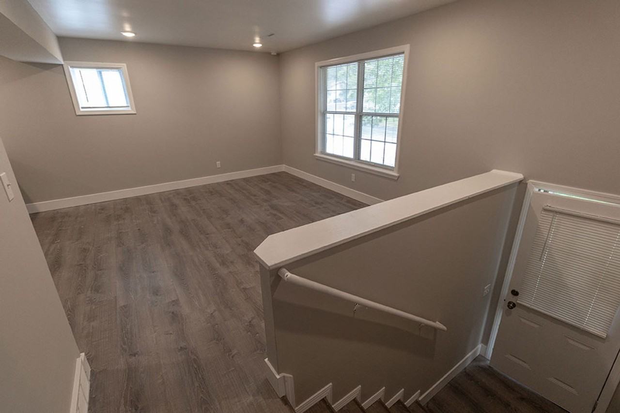 3708 Greeley Dr - Photo 5 of 47